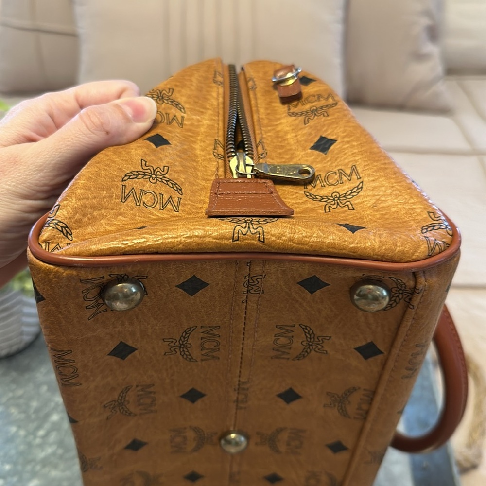 MCM Boston Bag - Picture 13 of 16